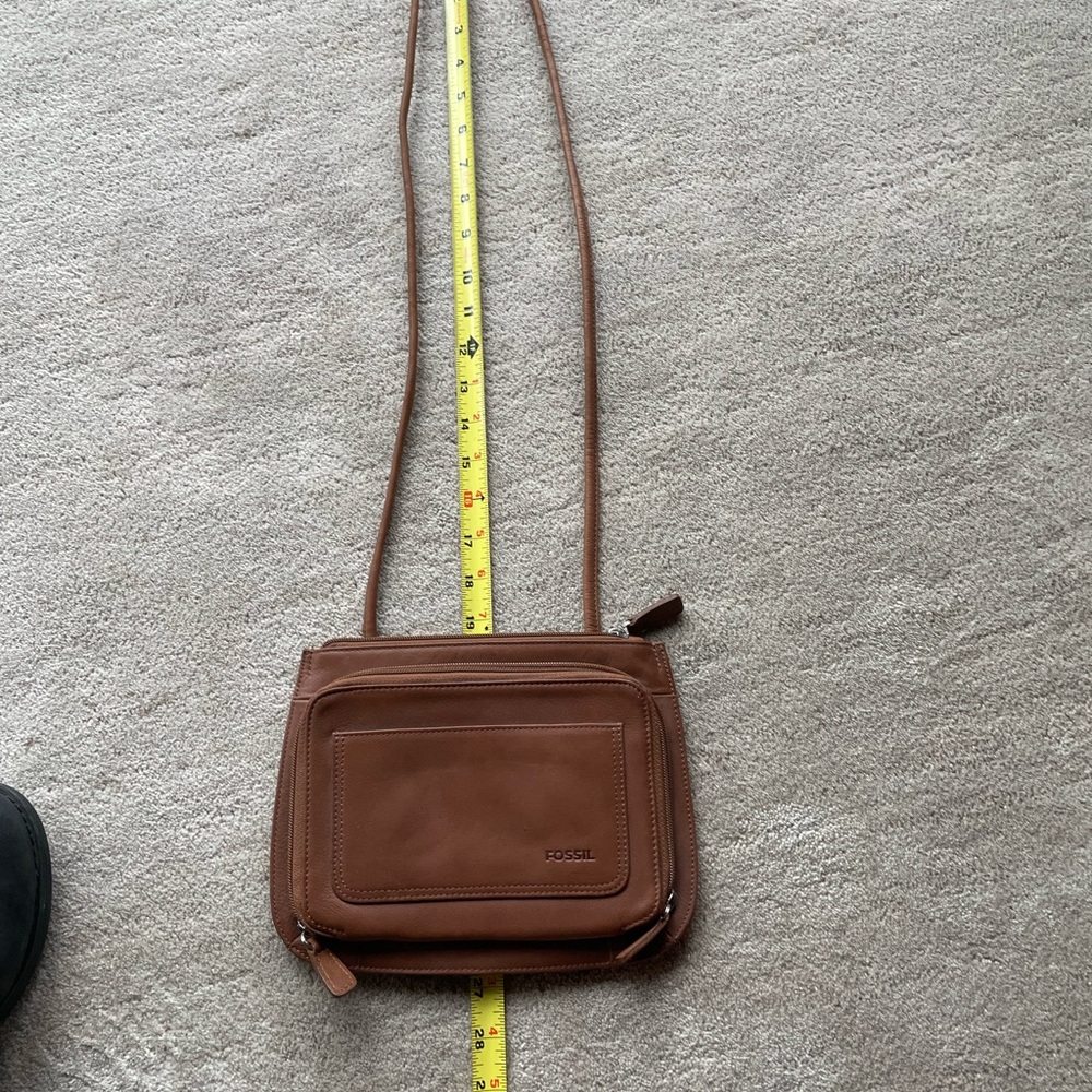 Fossil Women’s Leather Cross-body Purse - Picture 8 of 8
